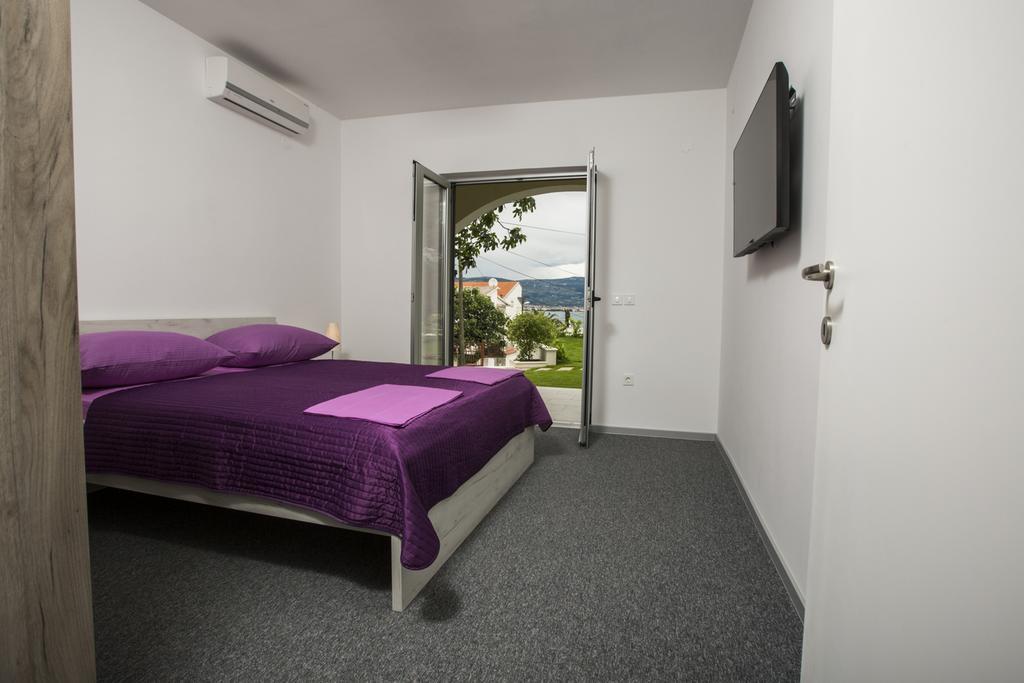 Apartments Bago Trogir Exterior foto